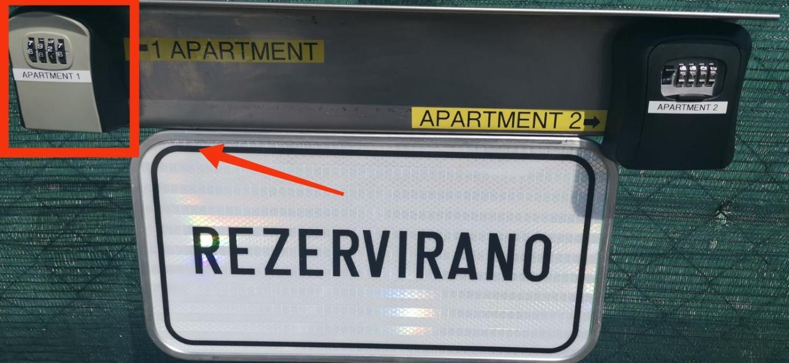 Quiet And Renovated Free Parking Free Wifi Apartamento